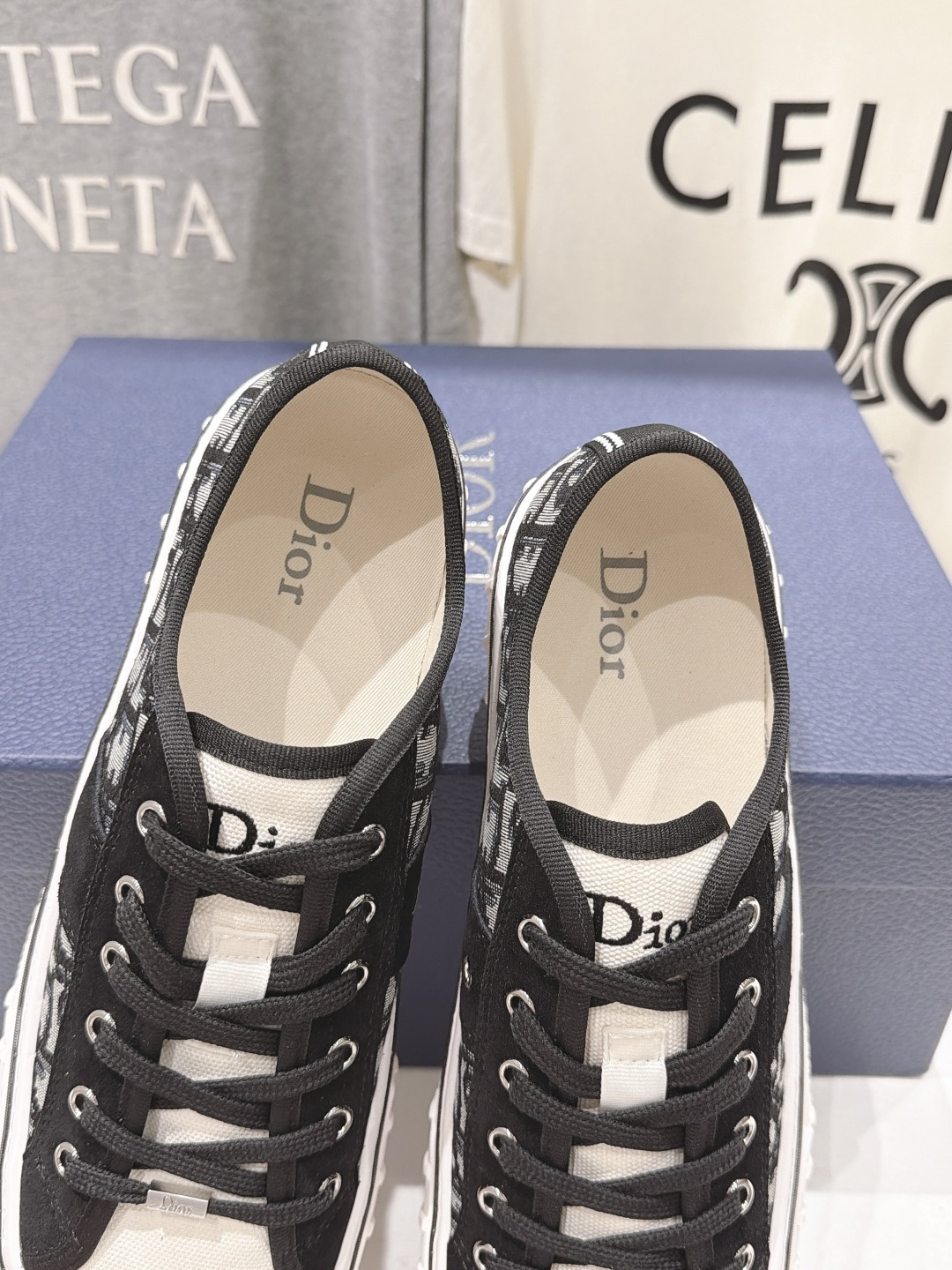高版本出厂 Dior/迪奥F019 D家2026ss新款系带情侣款帆布鞋休闲鞋 原版购入开发 做货 这款帆布面休闲鞋 高版本出厂 Dior/迪奥F019 D家2026ss新款系带情侣款帆布鞋休闲鞋 原版购入开发 做货 这款帆布面休闲鞋