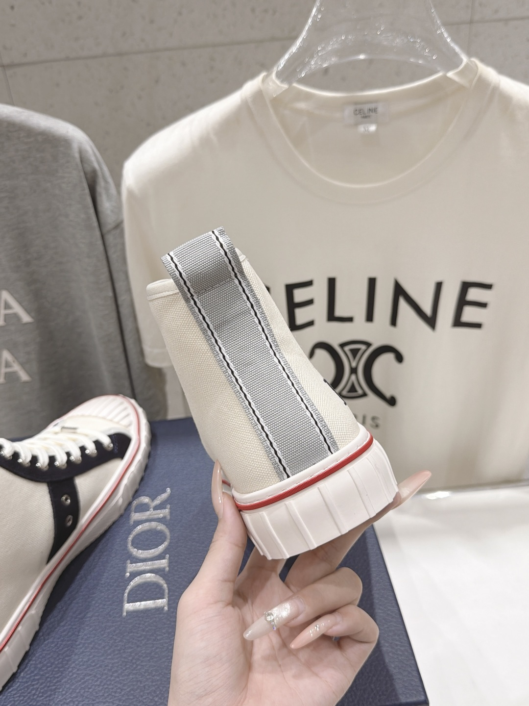 高版本出厂 Dior/迪奥F019 D家2026ss新款系带情侣款高帮帆布鞋休闲鞋 原版购入开发 做货 这款帆布面休 高版本出厂 Dior/迪奥F019 D家2026ss新款系带情侣款高帮帆布鞋休闲鞋 原版购入开发 做货 这款帆布面休