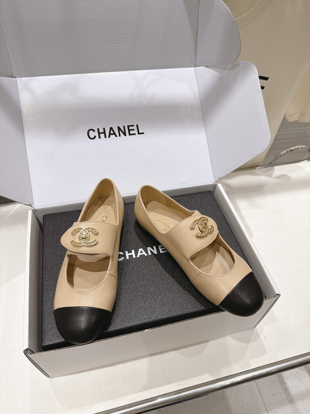 高版本出厂   CHANEL* 香奈儿F022 小香2026ss早秋新款玛丽珍平底鞋单鞋 上脚女人味十足  凸显温柔气质