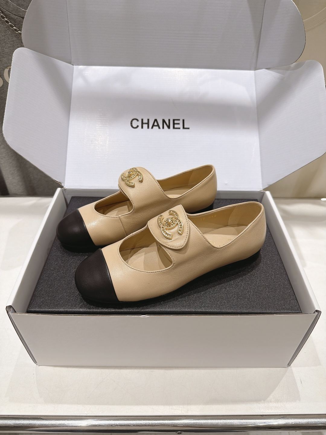 高版本出厂   CHANEL* 香奈儿F022 小香2026ss早秋新款玛丽珍平底鞋单鞋 上脚女人味十足  凸显温柔气质