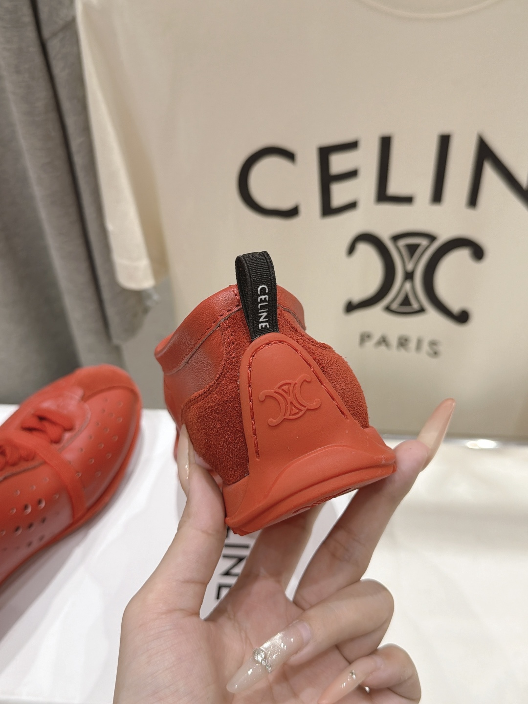 高版本出厂 CELINE*思琳赛琳F037 2026ss新款徽标系带阿甘鞋休闲运动鞋小白鞋 简单舒服,干净利落,百 高版本出厂 CELINE*思琳赛琳F037 2026ss新款徽标系带阿甘鞋休闲运动鞋小白鞋 简单舒服,干净利落,百