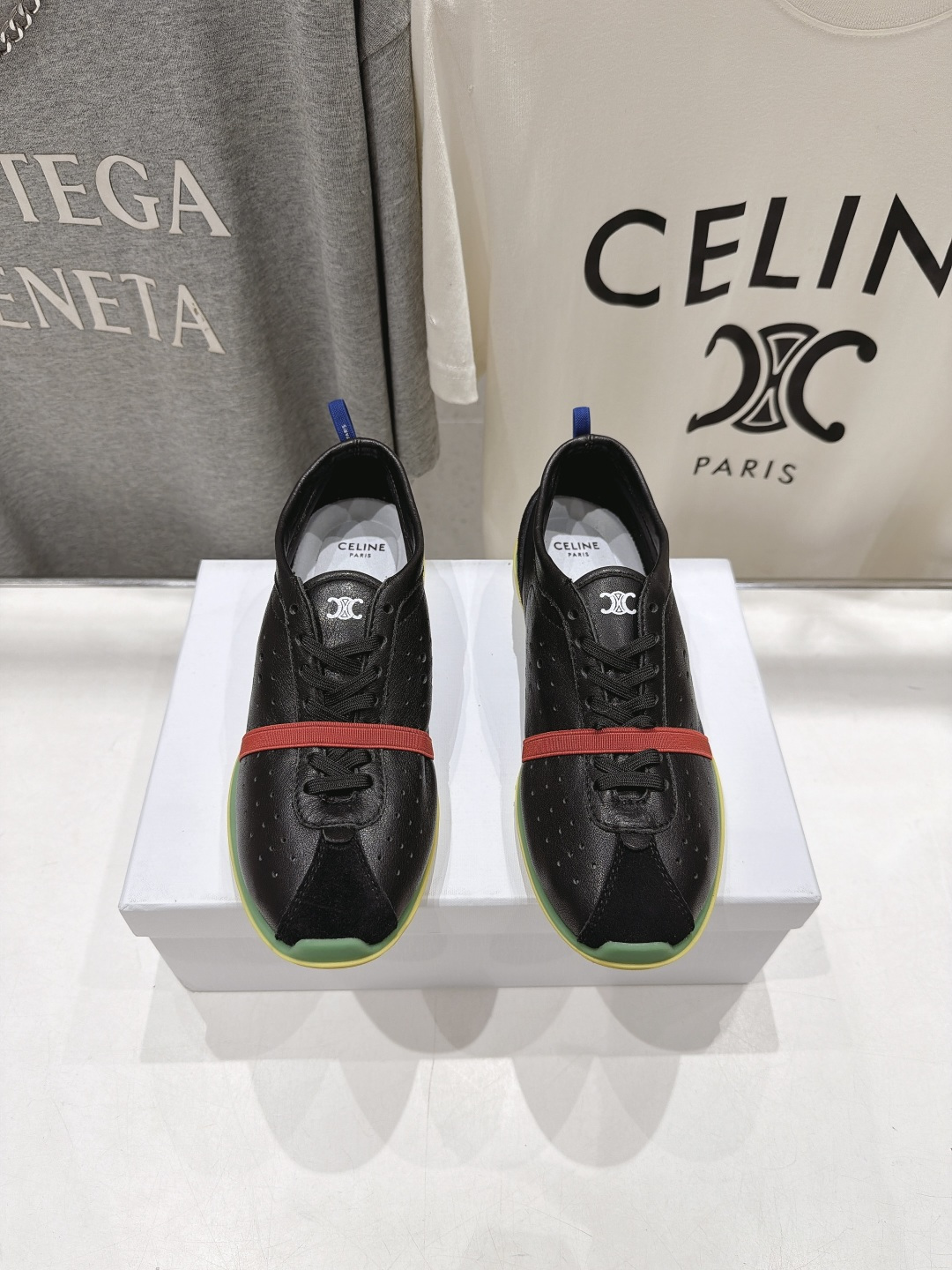 高版本出厂 CELINE*思琳赛琳F037 2026ss新款徽标系带阿甘鞋休闲运动鞋小白鞋 简单舒服,干净利落,百 高版本出厂 CELINE*思琳赛琳F037 2026ss新款徽标系带阿甘鞋休闲运动鞋小白鞋 简单舒服,干净利落,百