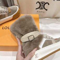 高版本出厂 LOUIS VUITTON~LV路易威登F048 L家驴牌新款厚底高帮羊毛休闲鞋毛靴短靴 原版购入开发 高版本出厂 LOUIS VUITTON~LV路易威登F048 L家驴牌新款厚底高帮羊毛休闲鞋毛靴短靴 原版购入开发