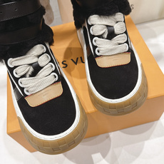 高版本出厂 LOUIS VUITTON~LV路易威登F048 L家驴牌新款厚底高帮羊毛休闲鞋毛靴短靴 原版购入开发 高版本出厂 LOUIS VUITTON~LV路易威登F048 L家驴牌新款厚底高帮羊毛休闲鞋毛靴短靴 原版购入开发