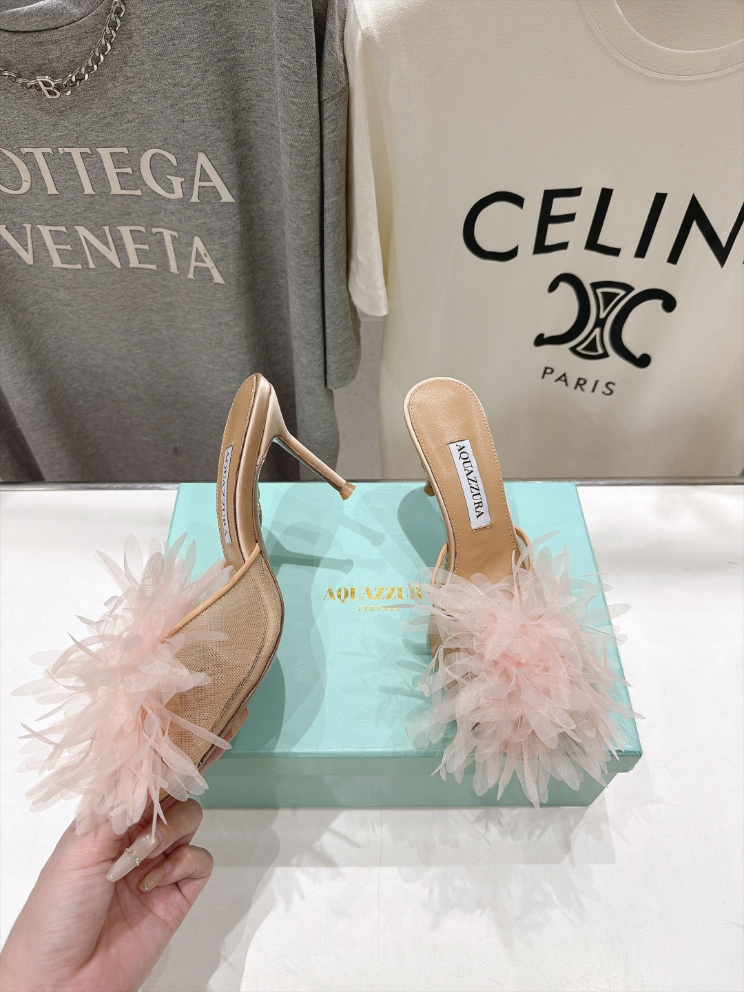 高版本出厂  「ᴀqᴜᴀᴢᴢᴜʀᴀ」AQUAZZURA/菠萝F072 2026ss夏季新款花卉高跟拖鞋 ________