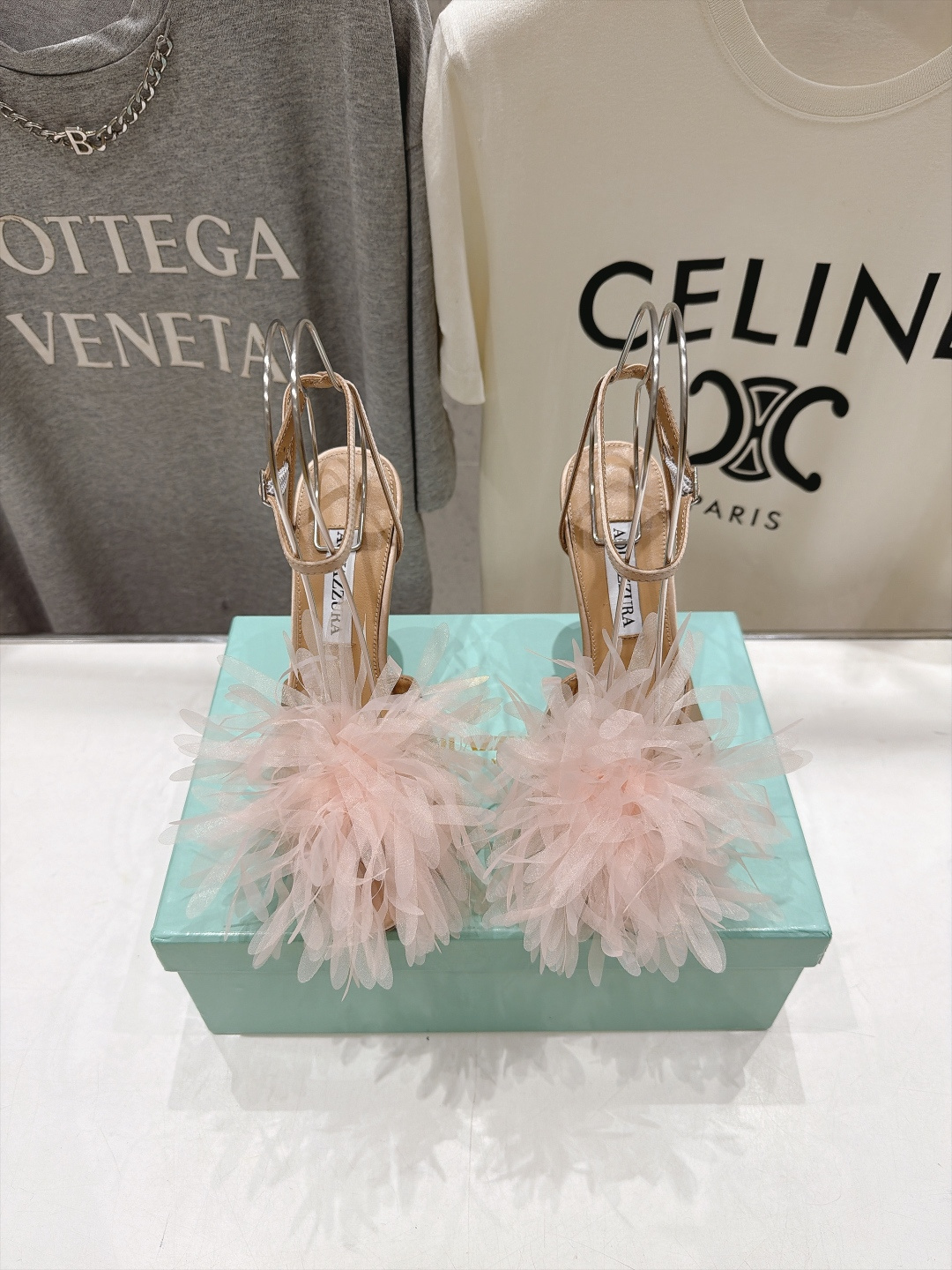 高版本出厂 「ᴀqᴜᴀᴢᴢᴜʀᴀ」AQUAZZURA/菠萝F072 2026ss夏季新款花卉高跟鞋凉鞋 _______ 高版本出厂 「ᴀqᴜᴀᴢᴢᴜʀᴀ」AQUAZZURA/菠萝F072 2026ss夏季新款花卉高跟鞋凉鞋 _______