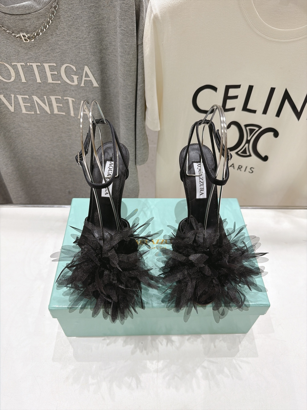 高版本出厂 「ᴀqᴜᴀᴢᴢᴜʀᴀ」AQUAZZURA/菠萝F072 2026ss夏季新款花卉高跟鞋凉鞋 _______ 高版本出厂 「ᴀqᴜᴀᴢᴢᴜʀᴀ」AQUAZZURA/菠萝F072 2026ss夏季新款花卉高跟鞋凉鞋 _______