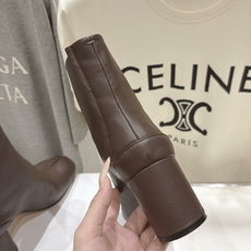 高版本出厂 Maison Margiela MM6马吉拉F020 26ss秋冬季新品分趾靴粗跟短靴 MM6这款分趾短 高版本出厂 Maison Margiela MM6马吉拉F020 26ss秋冬季新品分趾靴粗跟短靴 MM6这款分趾短
