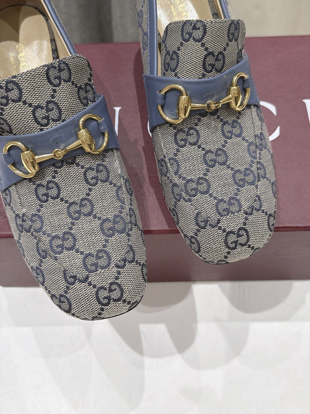 高版本出厂 Gucci 古驰F045 G家26ss新款玛丽珍马衔扣浅口乐福鞋高跟鞋~走秀款,专柜卖爆了 标志性马衔 高版本出厂 Gucci 古驰F045 G家26ss新款玛丽珍马衔扣浅口乐福鞋高跟鞋~走秀款,专柜卖爆了 标志性马衔