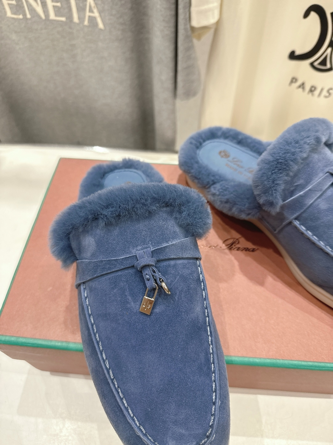 顶级出厂 升级版兔毛  男码+10   Loro Piana* LP🌾万年经典款乐福鞋 简约时尚 脚感超级舒适 一天可以