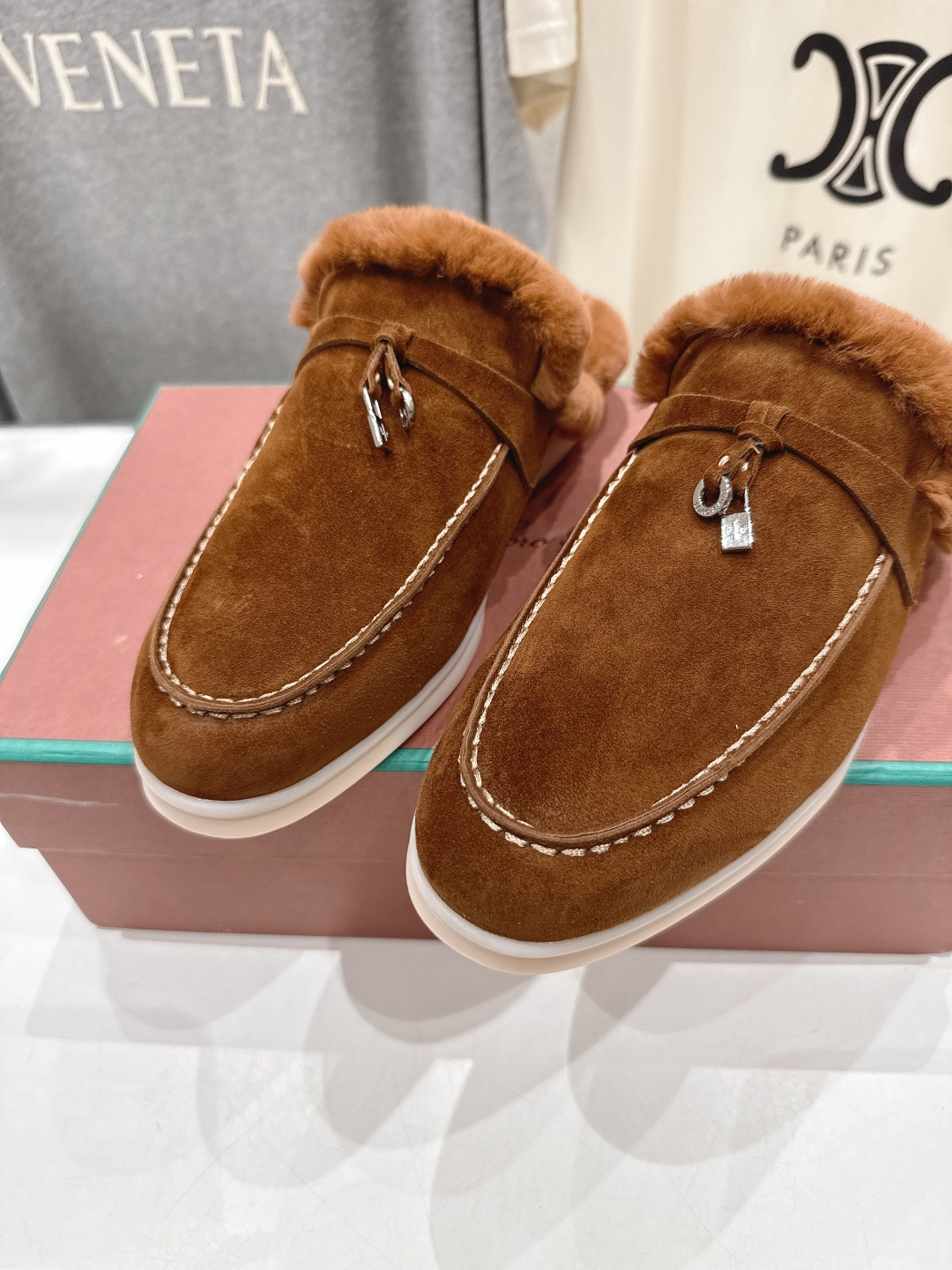 顶级出厂 升级版兔毛  男码+10   Loro Piana* LP🌾万年经典款乐福鞋 简约时尚 脚感超级舒适 一天可以