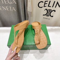 高版本出厂 Bottega Veneta/BV F065 2026ss夏季新款Parco Mule女士编织平底夹脚拖鞋 高版本出厂 Bottega Veneta/BV F065 2026ss夏季新款Parco Mule女士编织平底夹脚拖鞋