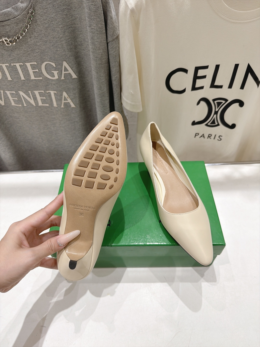 高版本出厂  Bottega Veneta/BV F065 2026ss秋冬新款Parco Mule女士玛丽珍仙女风高跟