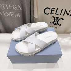 高版本出厂 Prada/普拉达F034 26ss夏季新款情侣款沙滩勃肯拖鞋 这个鞋型真的属于经典不会过时的设计而且符 高版本出厂 Prada/普拉达F034 26ss夏季新款情侣款沙滩勃肯拖鞋 这个鞋型真的属于经典不会过时的设计而且符