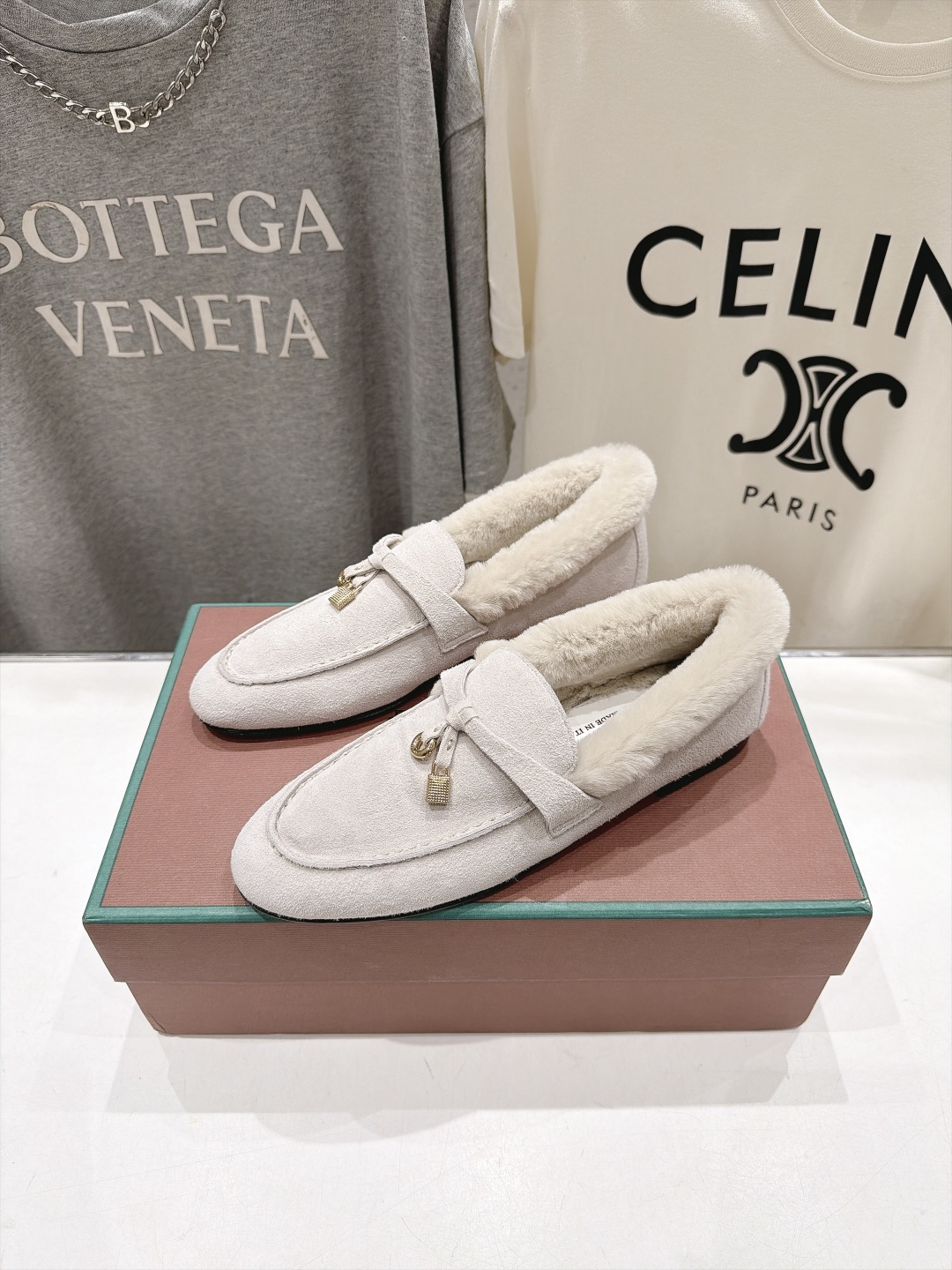 顶级出厂  升级兔毛  男码+10   Loro Piana* LP🌾诺悠翩雅‖2026ss专柜同步冬季新款毛毛鞋平底鞋