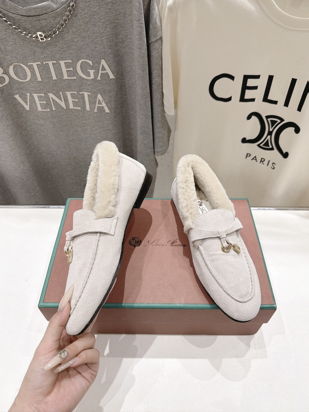 顶级出厂  升级兔毛  男码+10   Loro Piana* LP🌾诺悠翩雅‖2026ss专柜同步冬季新款毛毛鞋平底鞋