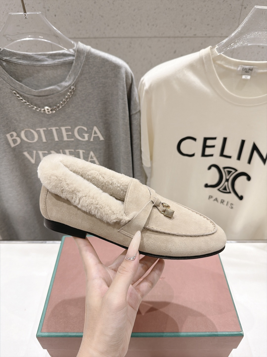 顶级出厂  升级兔毛  男码+10   Loro Piana* LP🌾诺悠翩雅‖2026ss专柜同步冬季新款毛毛鞋平底鞋