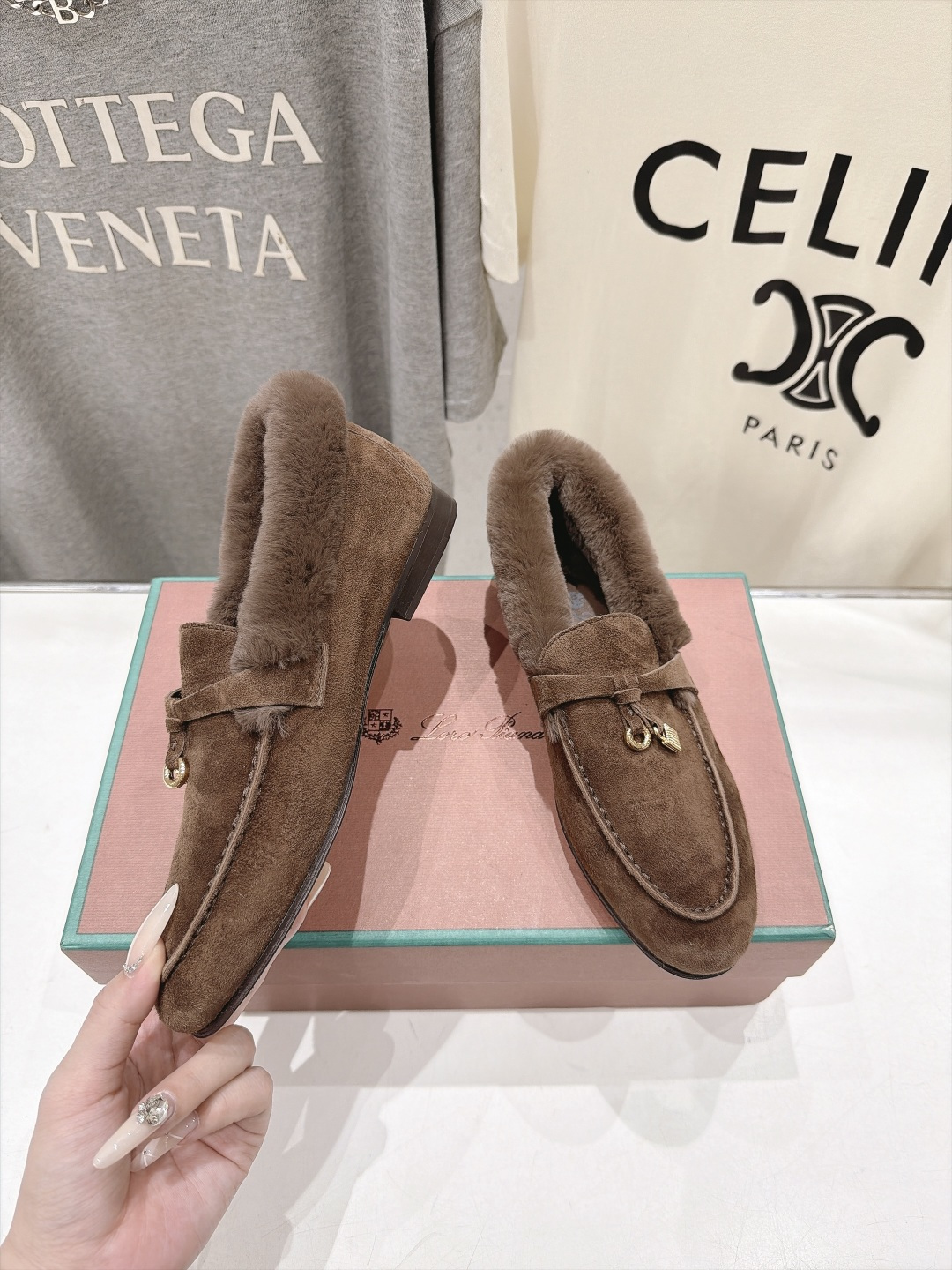 顶级出厂  升级兔毛  男码+10   Loro Piana* LP🌾诺悠翩雅‖2026ss专柜同步冬季新款毛毛鞋平底鞋