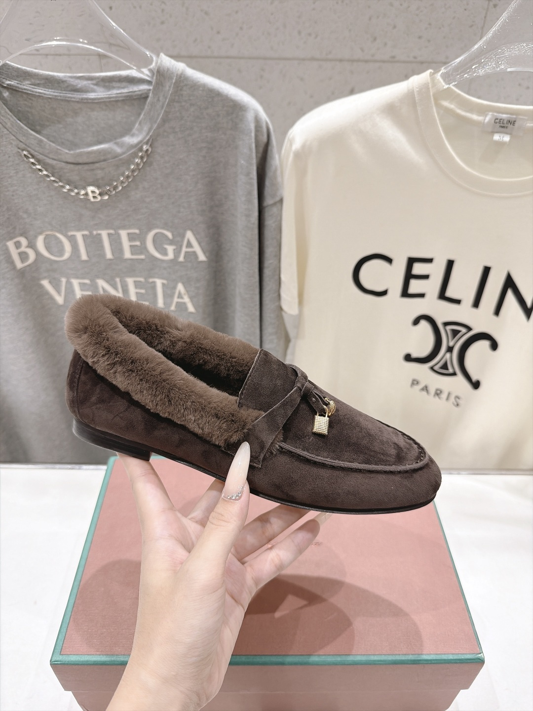 顶级出厂  升级兔毛  男码+10   Loro Piana* LP🌾诺悠翩雅‖2026ss专柜同步冬季新款毛毛鞋平底鞋