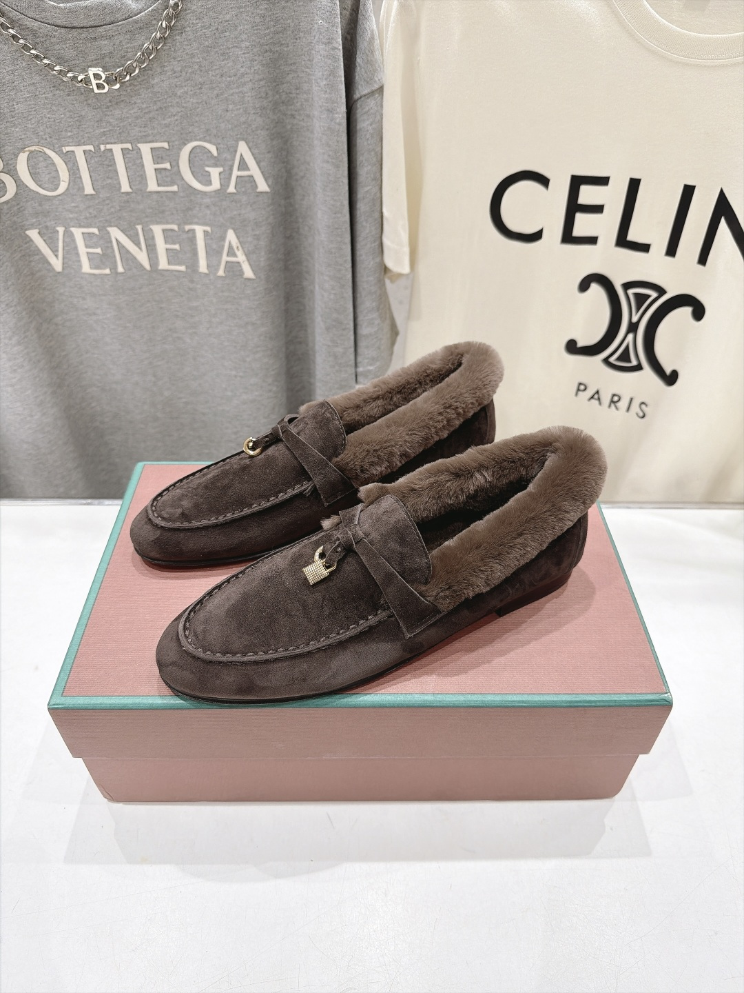 顶级出厂  升级兔毛  男码+10   Loro Piana* LP🌾诺悠翩雅‖2026ss专柜同步冬季新款毛毛鞋平底鞋