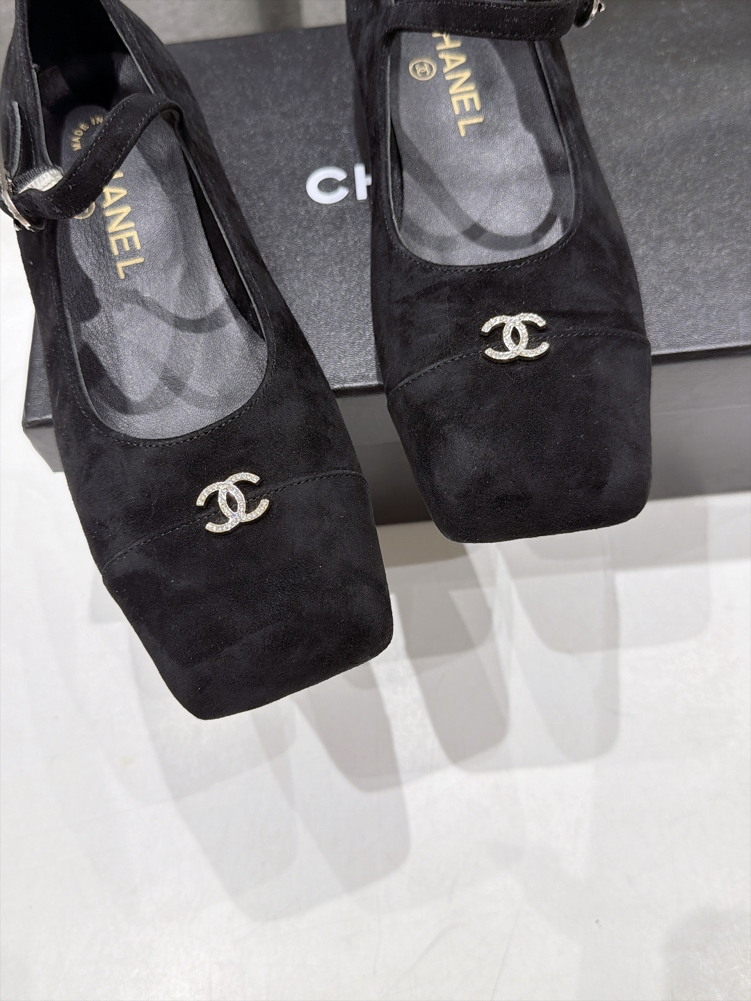 高版本出厂   CHANEL* 香奈儿F016 小香2026ss早秋新款方头玛丽珍平底鞋单鞋 上脚女人味十足  凸显温柔