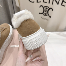 高版本出厂 MiuMiu/缪缪F027 2026ss秋冬新款系带厚底羊毛小白鞋运动休闲鞋毛毛鞋 这款系带运动休闲鞋 高版本出厂 MiuMiu/缪缪F027 2026ss秋冬新款系带厚底羊毛小白鞋运动休闲鞋毛毛鞋 这款系带运动休闲鞋