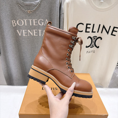 高版本出厂 LOUIS VUITTON F054 26ss LV驴牌新款系带情侣英伦风帅气马丁靴短靴 楦型百搭瘦脚 高版本出厂 LOUIS VUITTON F054 26ss LV驴牌新款系带情侣英伦风帅气马丁靴短靴 楦型百搭瘦脚