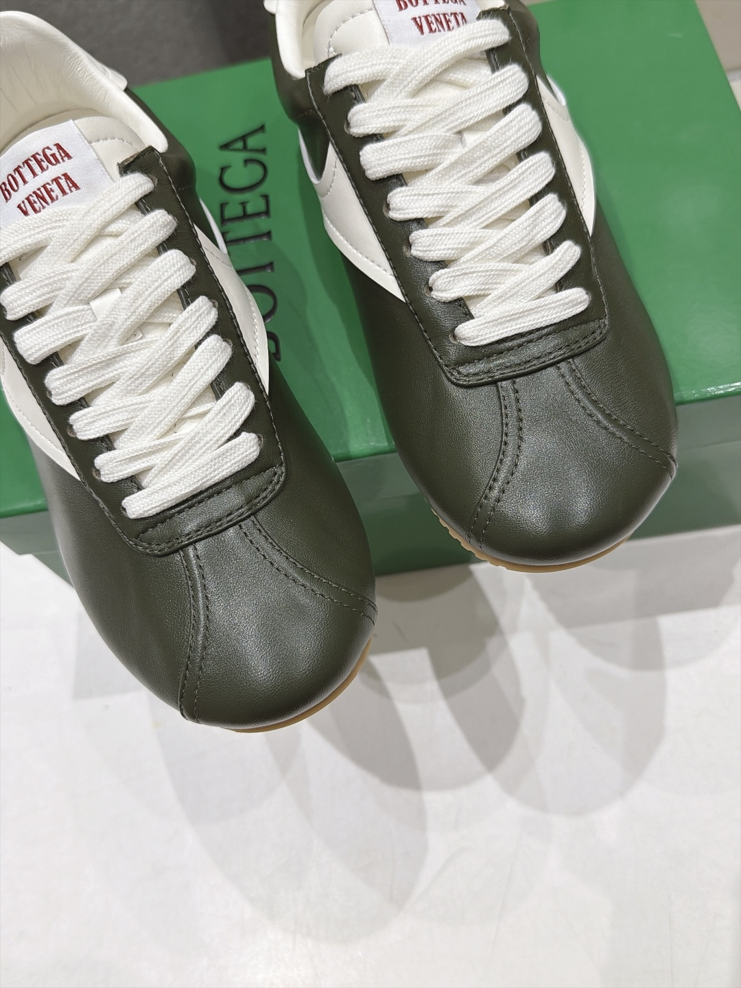 高版本出厂    Bottega Veneta/F027 BV2026ss最新IVULCAN系列休闲运动鞋小白鞋 顶级版