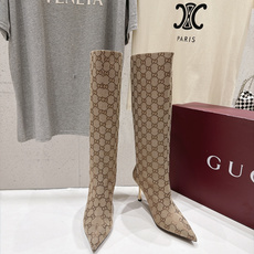 高版本出厂 Gucci古驰F045 G家26ss秋冬新款Bombshell系列尖头高跟长靴 复古轻奢王牌款 古驰尖头瘦瘦 高版本出厂 Gucci古驰F045 G家26ss秋冬新款Bombshell系列尖头高跟长靴 复古轻奢王牌款 古驰尖头瘦瘦