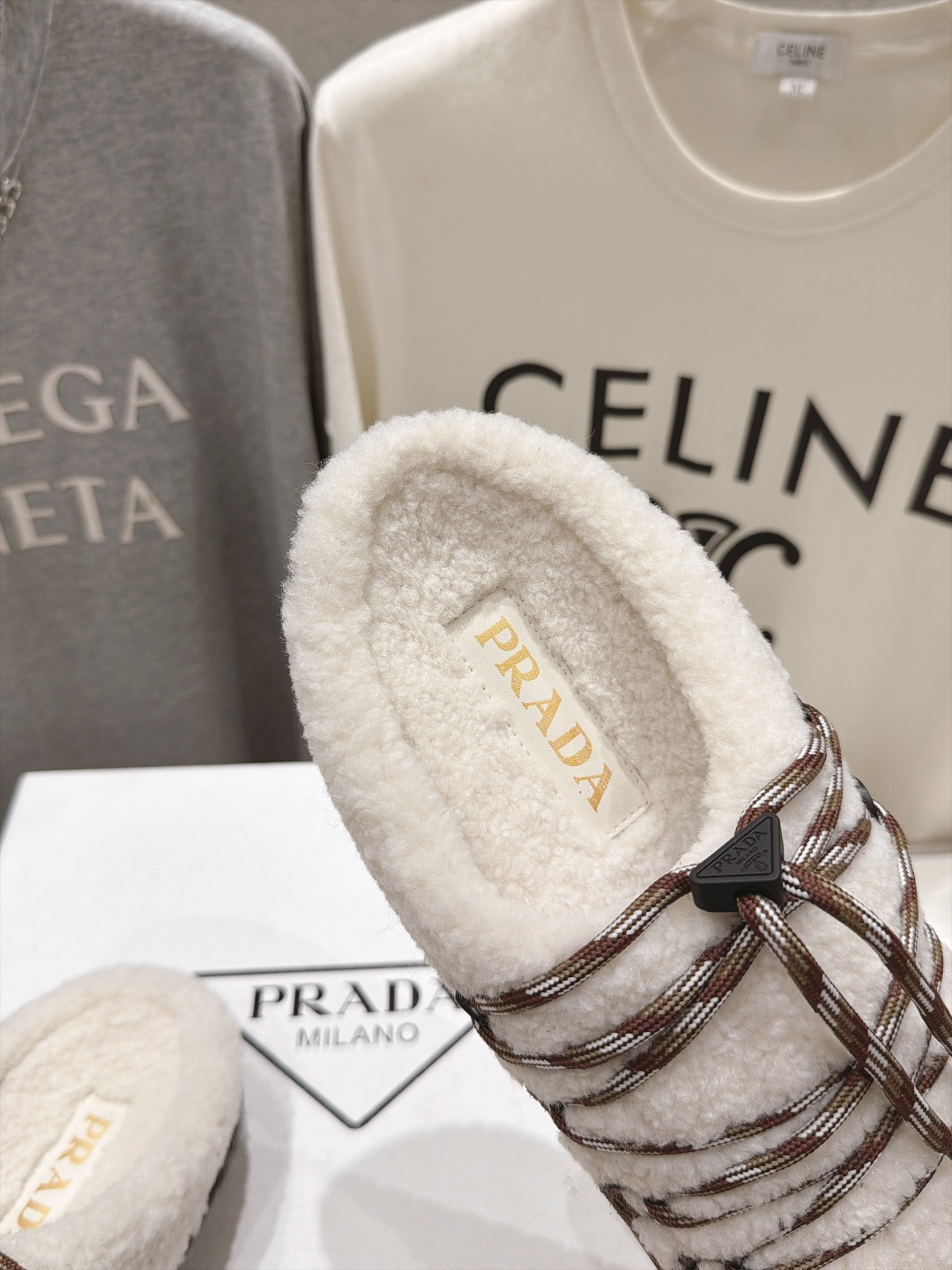 Prada Slides