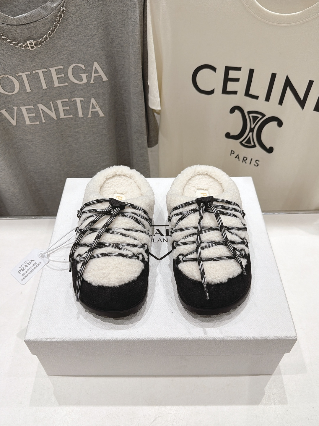 Prada Slides