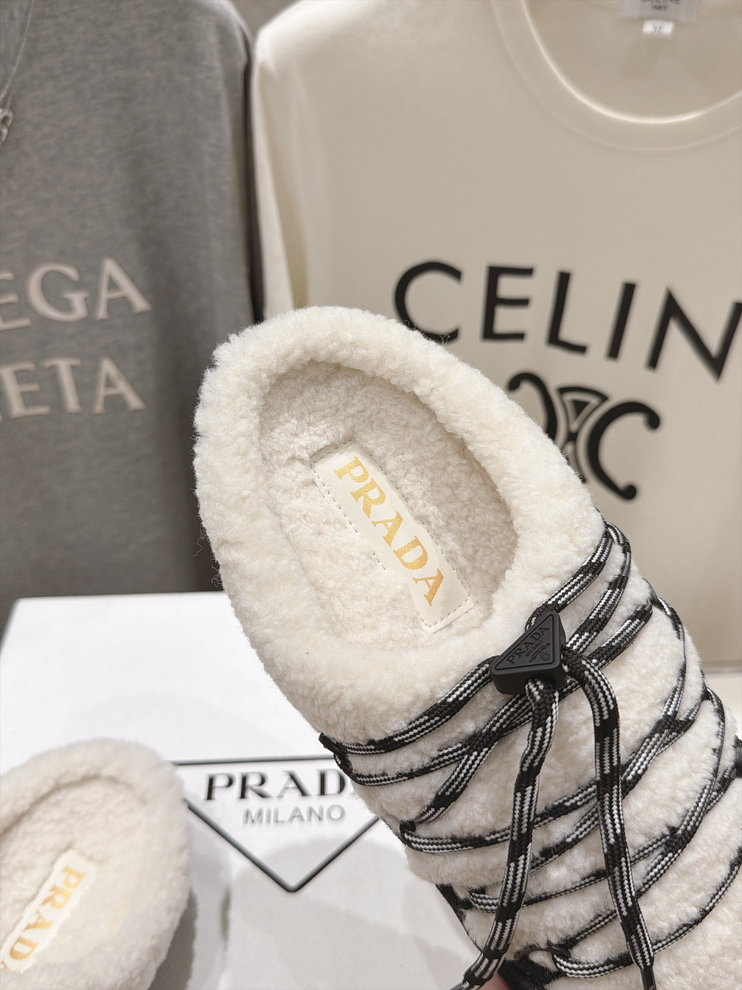 Prada Slides