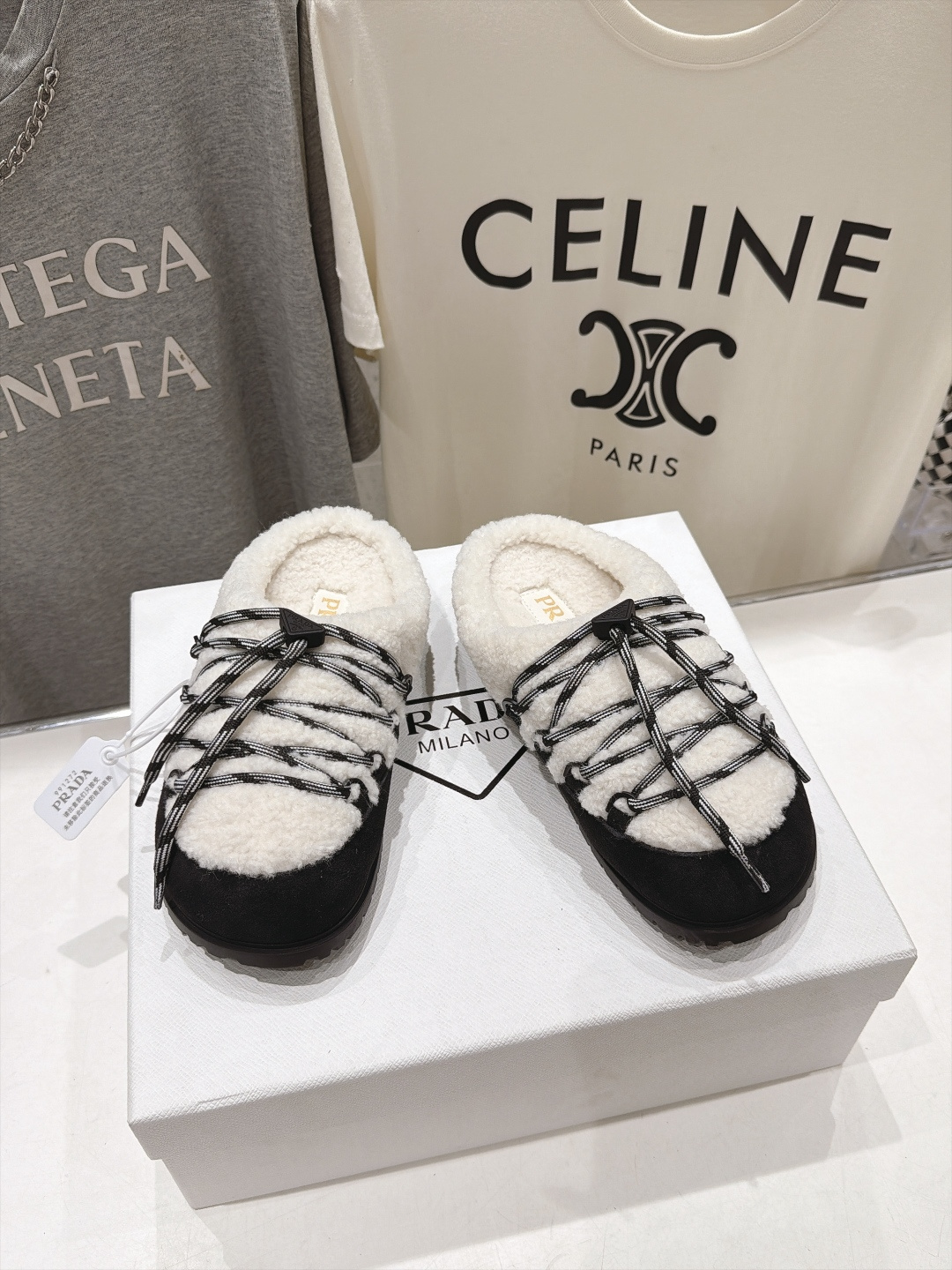 Prada Slides