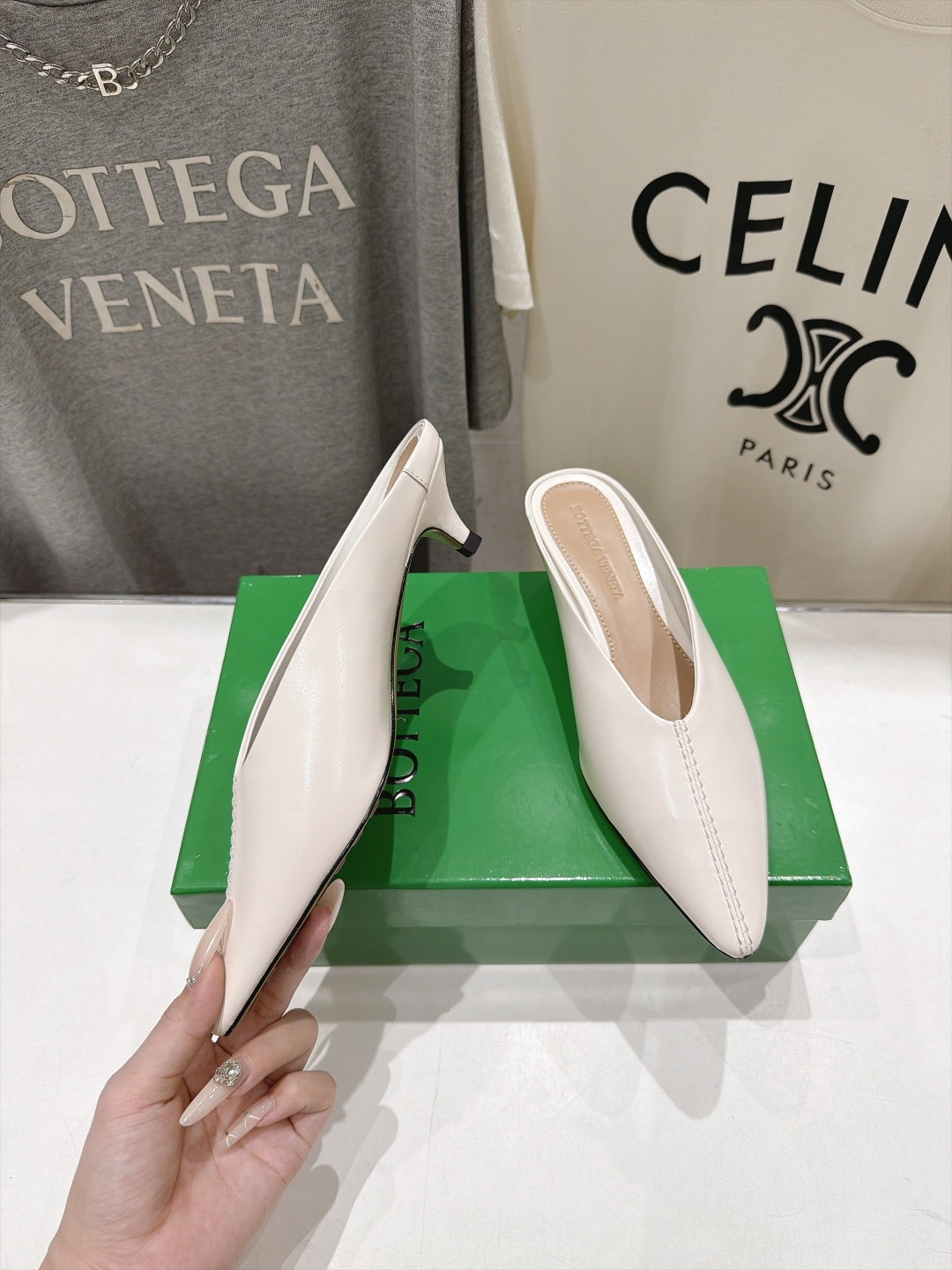 高版本出厂  Bottega Veneta/BV F065 2026ss秋冬新款Parco Mule女士玛丽珍仙女风高跟