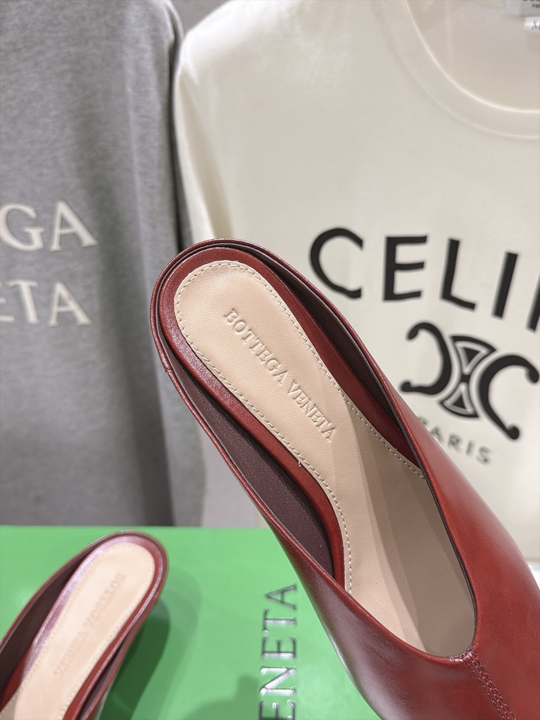 高版本出厂  Bottega Veneta/BV F065 2026ss秋冬新款Parco Mule女士玛丽珍仙女风高跟
