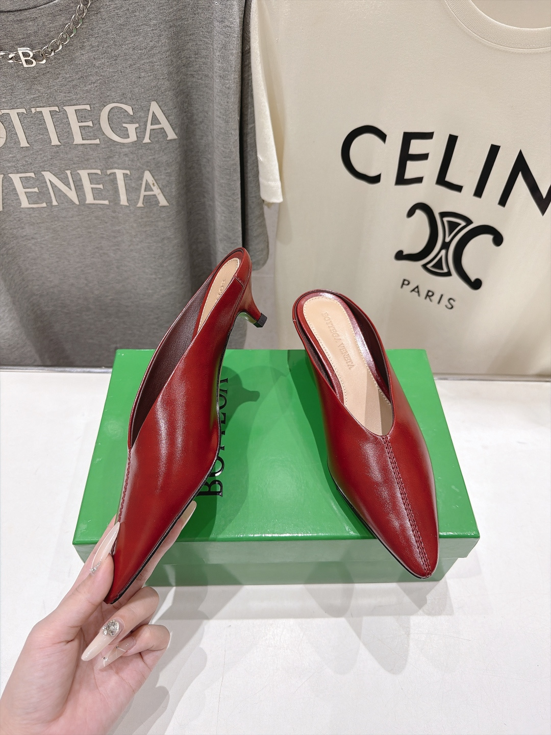 高版本出厂  Bottega Veneta/BV F065 2026ss秋冬新款Parco Mule女士玛丽珍仙女风高跟
