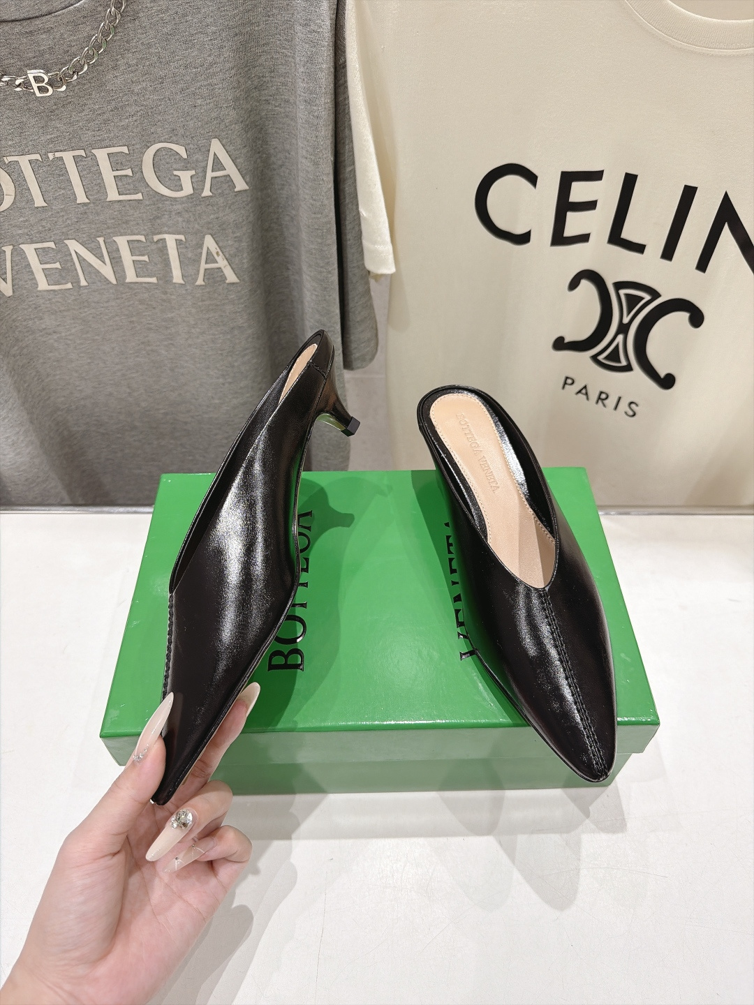 高版本出厂  Bottega Veneta/BV F065 2026ss秋冬新款Parco Mule女士玛丽珍仙女风高跟