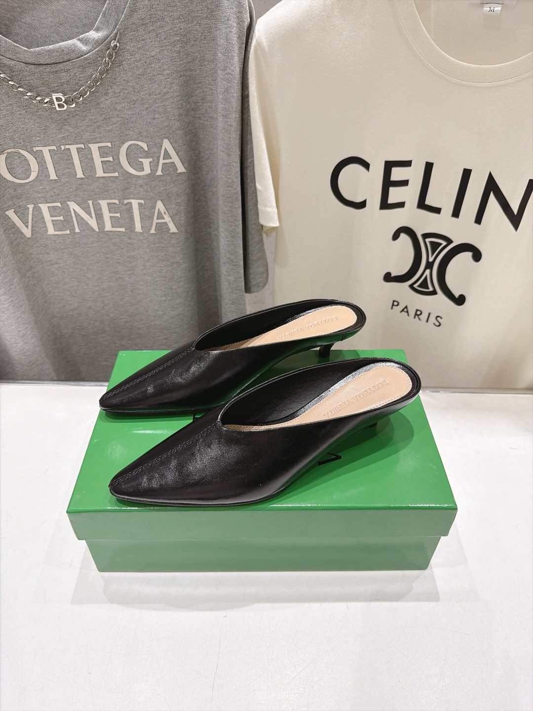 高版本出厂  Bottega Veneta/BV F065 2026ss秋冬新款Parco Mule女士玛丽珍仙女风高跟