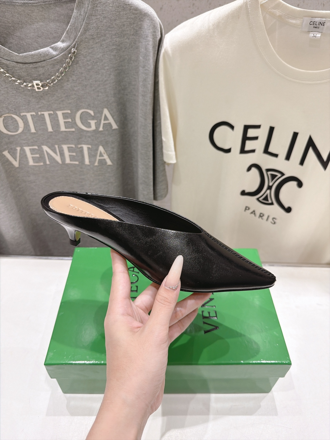 高版本出厂  Bottega Veneta/BV F065 2026ss秋冬新款Parco Mule女士玛丽珍仙女风高跟
