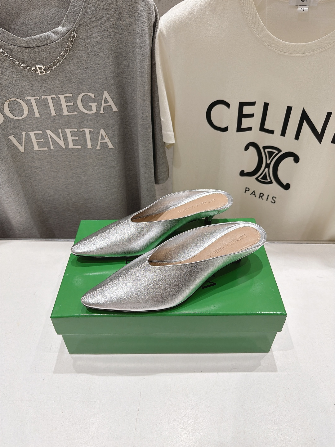 高版本出厂  Bottega Veneta/BV F065 2026ss秋冬新款Parco Mule女士玛丽珍仙女风高跟