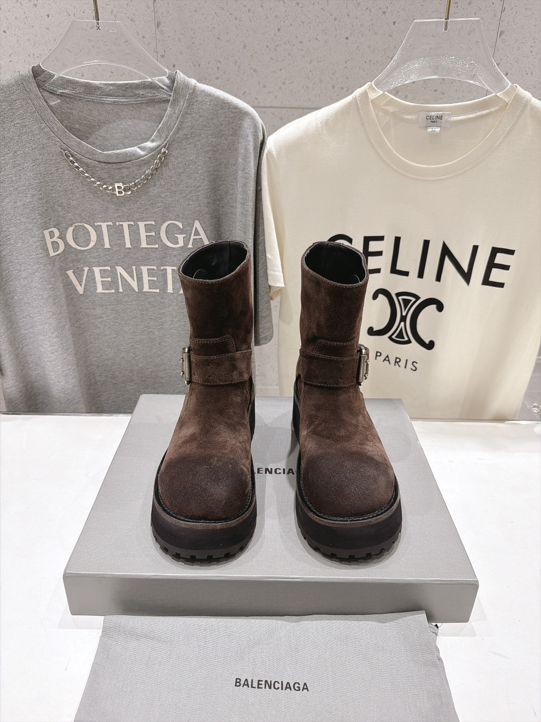高版本出厂  男码+30   BALENCIAG*巴黎世家F046 2026ss秋冬新款情侣款毒液靴机车靴马丁靴短靴 最