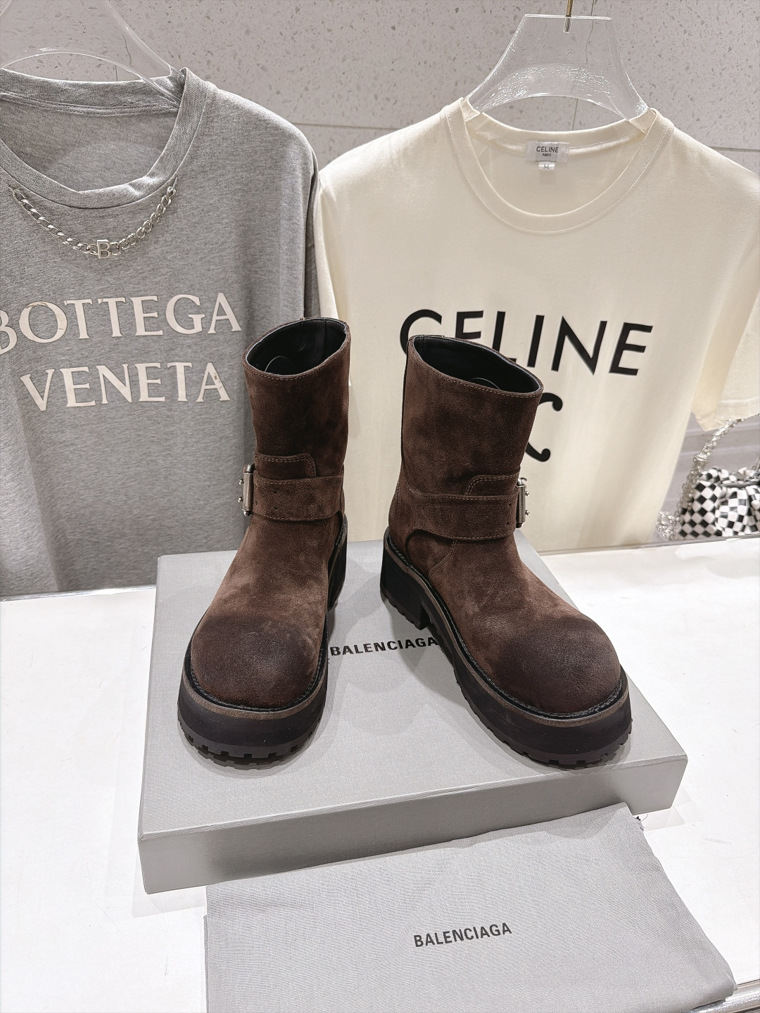 高版本出厂  男码+30   BALENCIAG*巴黎世家F046 2026ss秋冬新款情侣款毒液靴机车靴马丁靴短靴 最