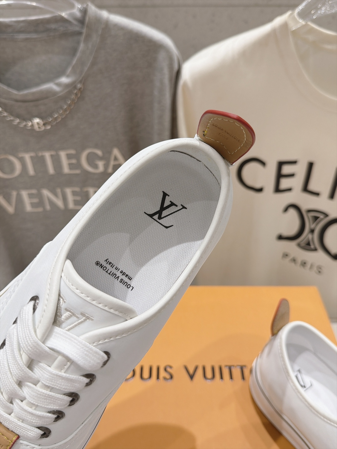 高版本出厂    LOUIS VUITTON～LV路易威登F048 L家驴牌男士新款系列厚底运动休闲鞋 原版购入开发、做