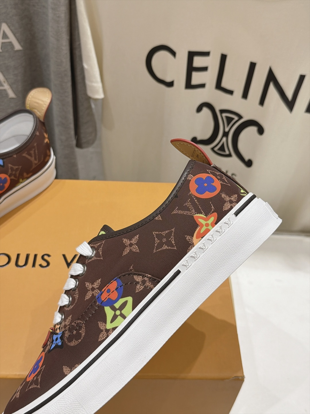高版本出厂    LOUIS VUITTON～LV路易威登F048 L家驴牌男士新款系列厚底运动休闲鞋 原版购入开发、做