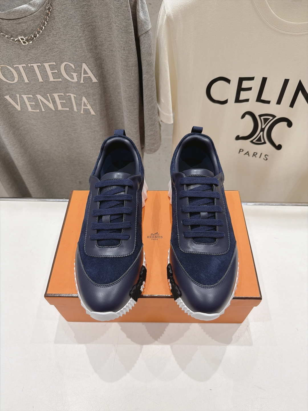 高版本出厂 男码+10 情侣款    Hermes/爱马仕F056 H家26ss新款情侣运动休闲鞋跑步鞋 经典运动风格+