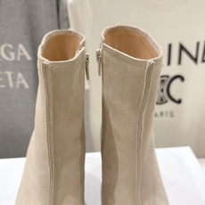 高版本出厂 Maison Margiela MM6马吉拉F055 26ss秋冬季新品高跟短靴 MM6这款短靴设计非常 高版本出厂 Maison Margiela MM6马吉拉F055 26ss秋冬季新品高跟短靴 MM6这款短靴设计非常