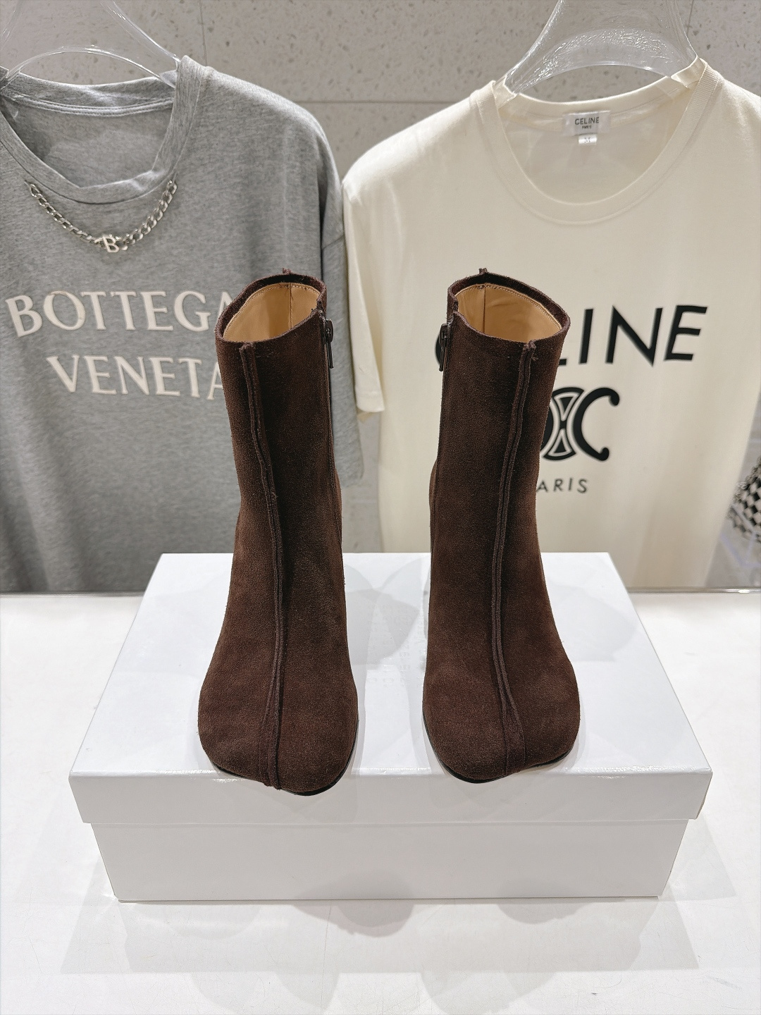 高版本出厂 Maison Margiela MM6马吉拉F055 26ss秋冬季新品高跟短靴 MM6这款短靴设计非常 高版本出厂 Maison Margiela MM6马吉拉F055 26ss秋冬季新品高跟短靴 MM6这款短靴设计非常