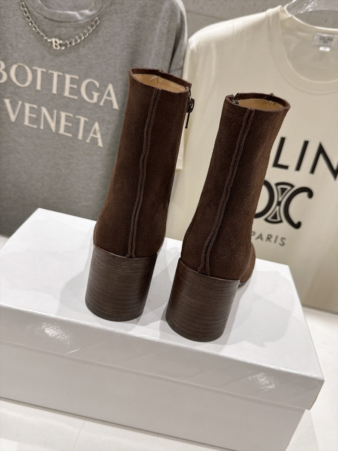 高版本出厂   Maison Margiela MM6马吉拉F055 26ss秋冬季新品高跟短靴 MM6这款短靴设计非常