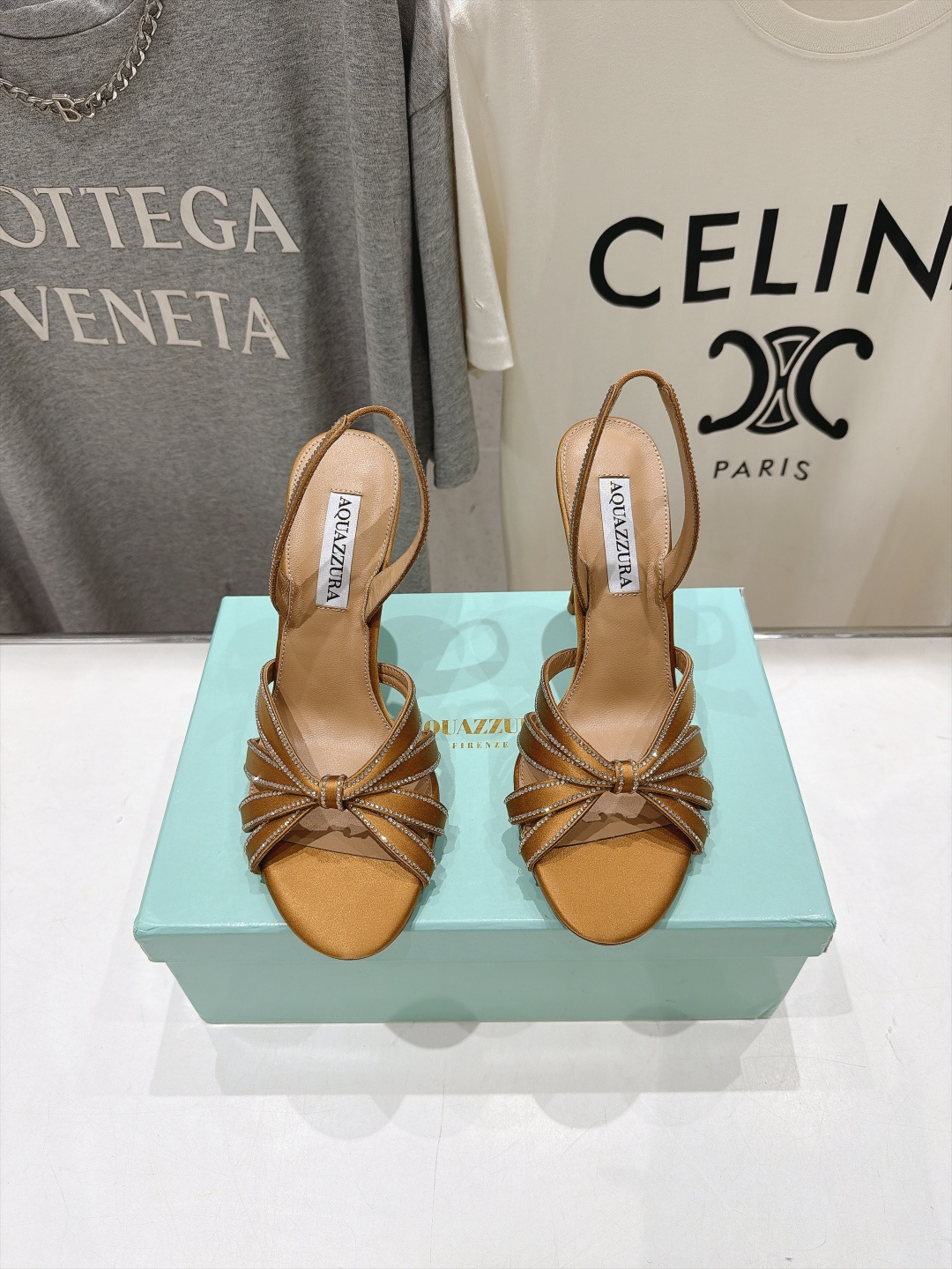 高版本出厂  「ᴀqᴜᴀᴢᴢᴜʀᴀ」AQUAZZURA/菠萝F072 2026ss夏季新款真丝烫钻高跟鞋凉鞋 _____
