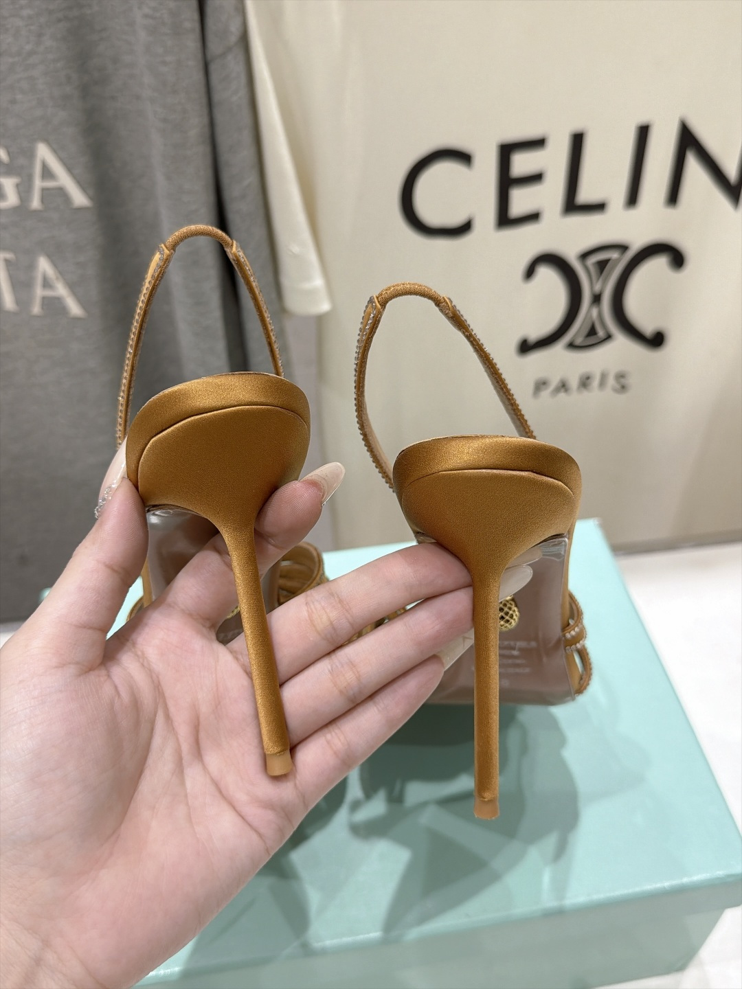 高版本出厂  「ᴀqᴜᴀᴢᴢᴜʀᴀ」AQUAZZURA/菠萝F072 2026ss夏季新款真丝烫钻高跟鞋凉鞋 _____